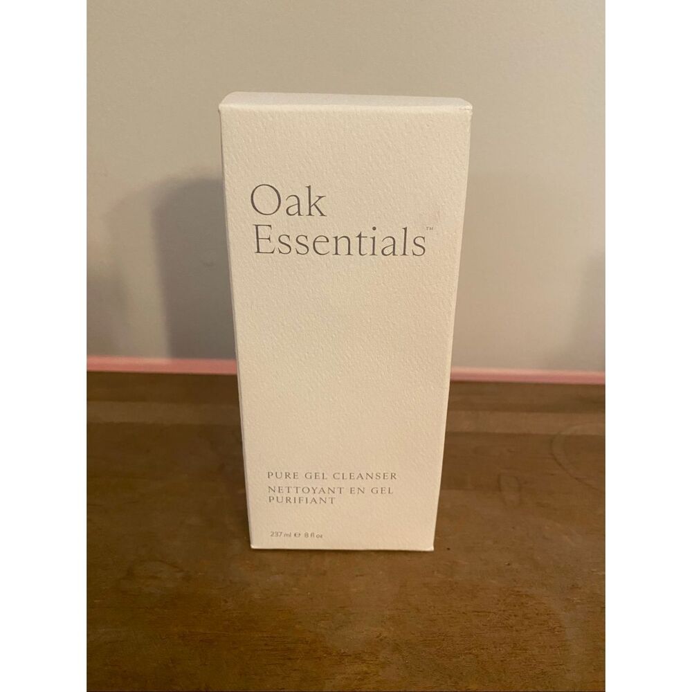 Oak Essentials pure gel cleanser NWT 8oz
